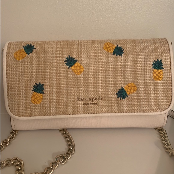 kate spade Handbags - Kate Spade Pineapple Crossbody
